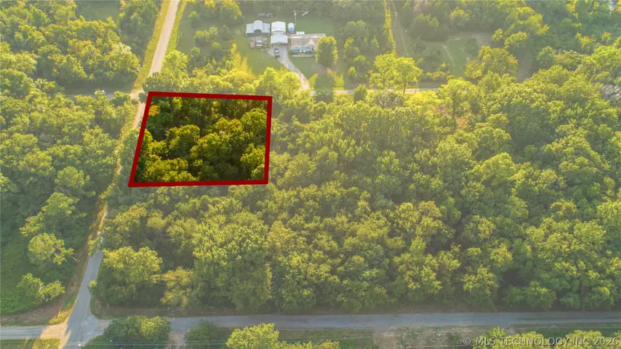 2 S B Street, Canadian, OK 74501 - #2