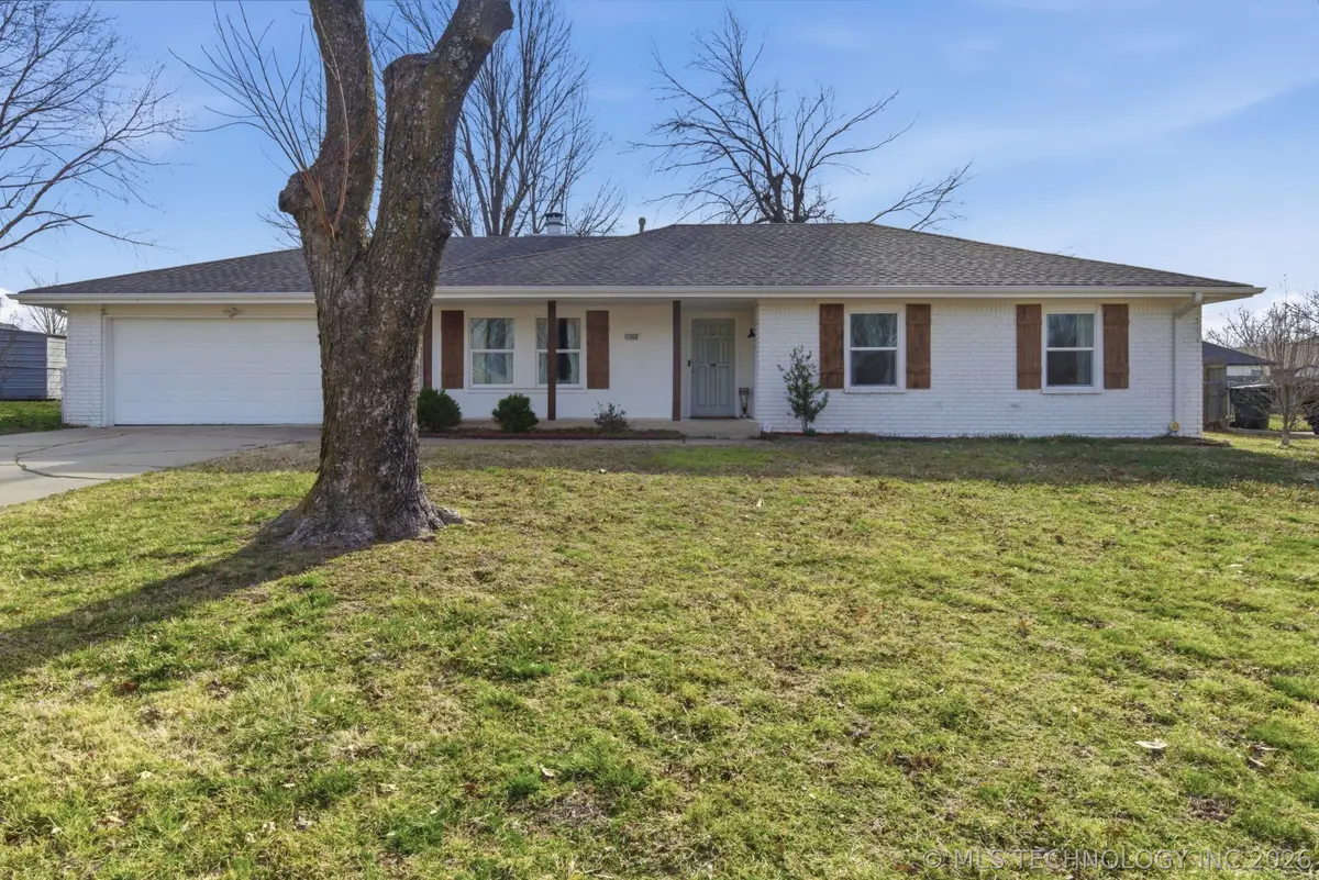 11809 N 104th East Avenue, Owasso, OK 74021 - #1