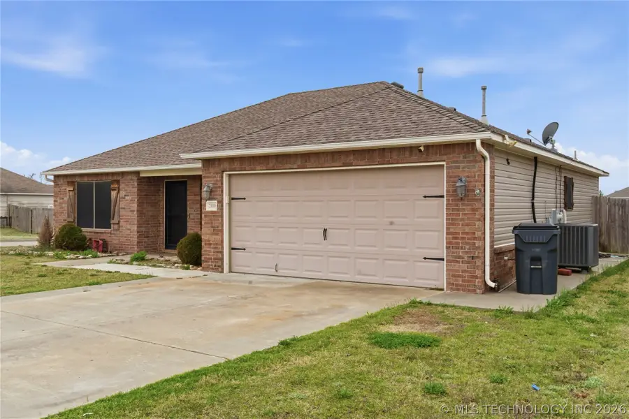 23090 S Jewell Drive, Claremore, OK 74019 - #2