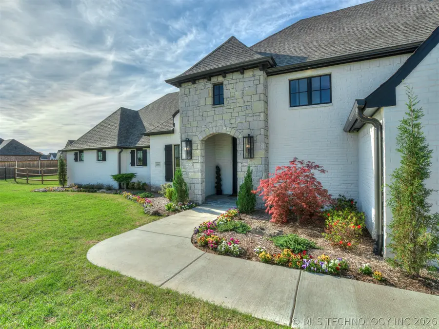 16401 S 1st West Avenue, Glenpool, OK 74033 - #2