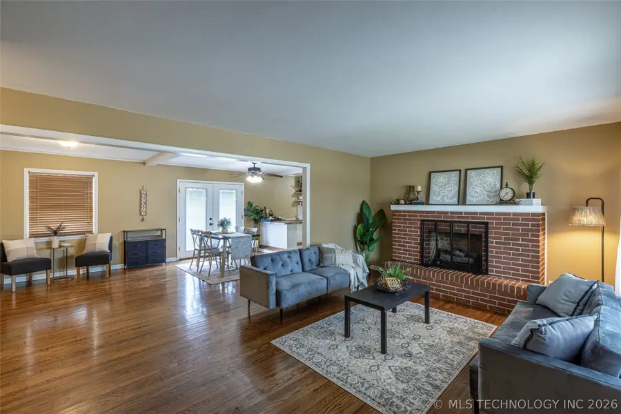 337 E 15th Street, Claremore, OK 74017 - #3