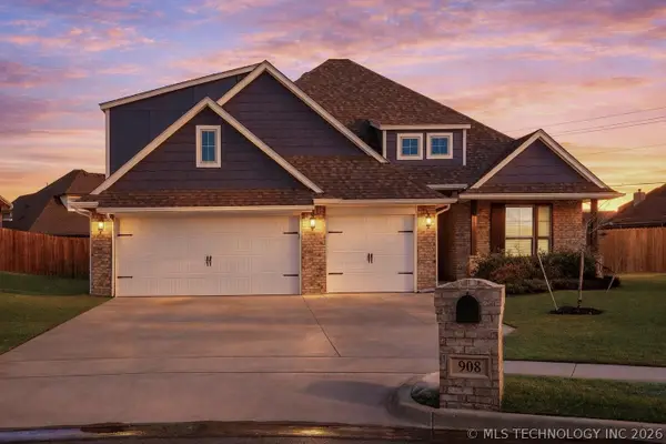 908 E Fulton Court, Broken Arrow, OK 74012