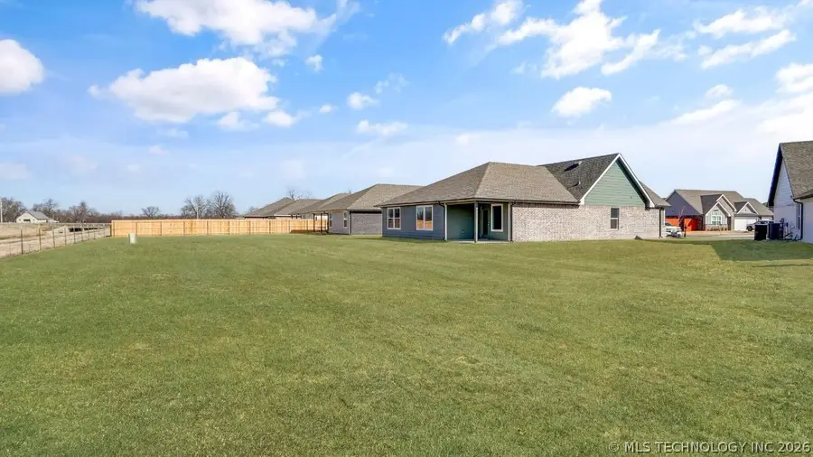 13154 S 100th East Avenue, Bixby, OK 74014 - #3