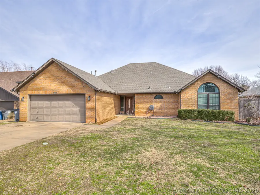 7915 S 69th East Avenue, Tulsa, OK 74133 - #2