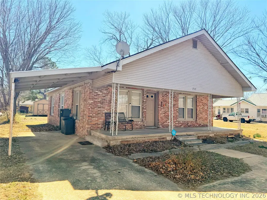 715 N Burgess, Holdenville, OK 74848 - #2
