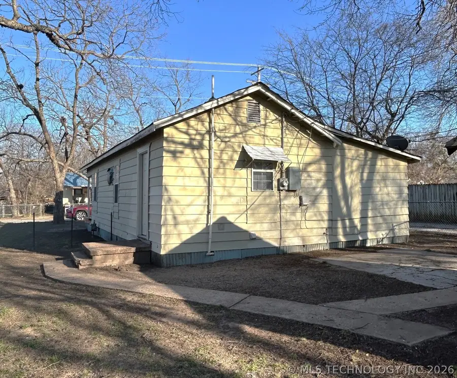 15 N Street Nw, Ardmore, OK 73401 - #2