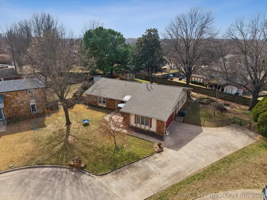 1713 W Van Buren Court, Broken Arrow, OK 74011 - #3