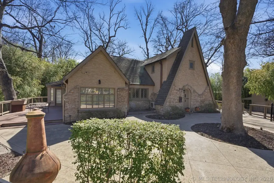 3155 S Rockford Drive, Tulsa, OK 74105 - #2