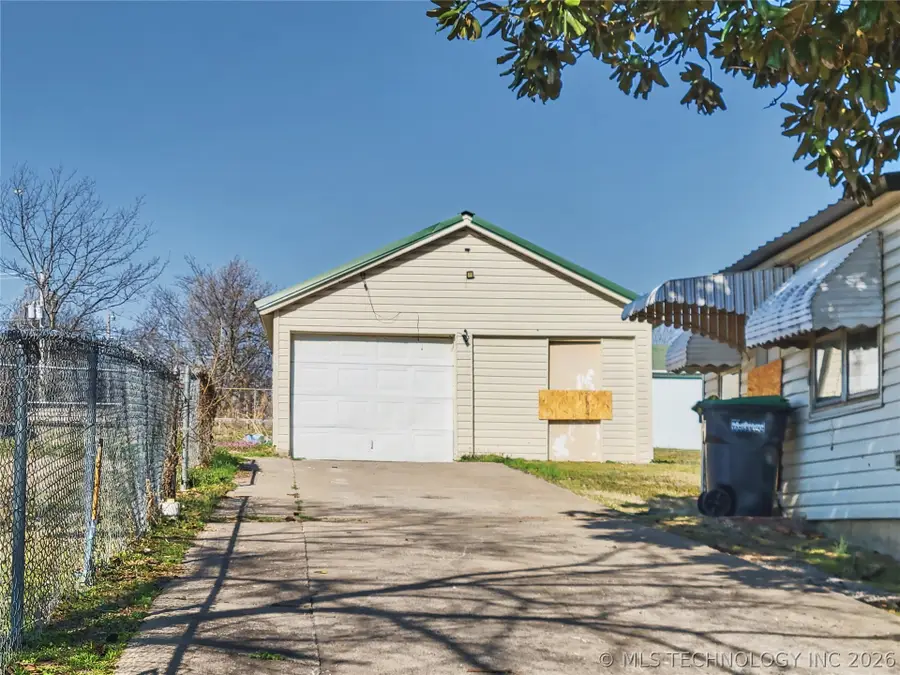 503 W Choctaw Street, Tahlequah, OK 74464 - #2