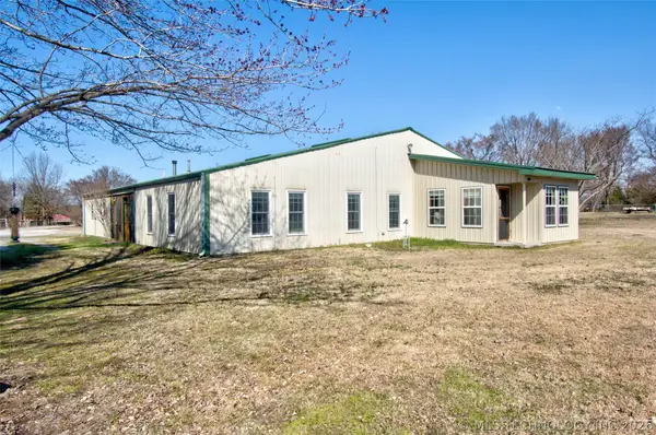 8677 E 63rd Street S, Braggs, OK 74423