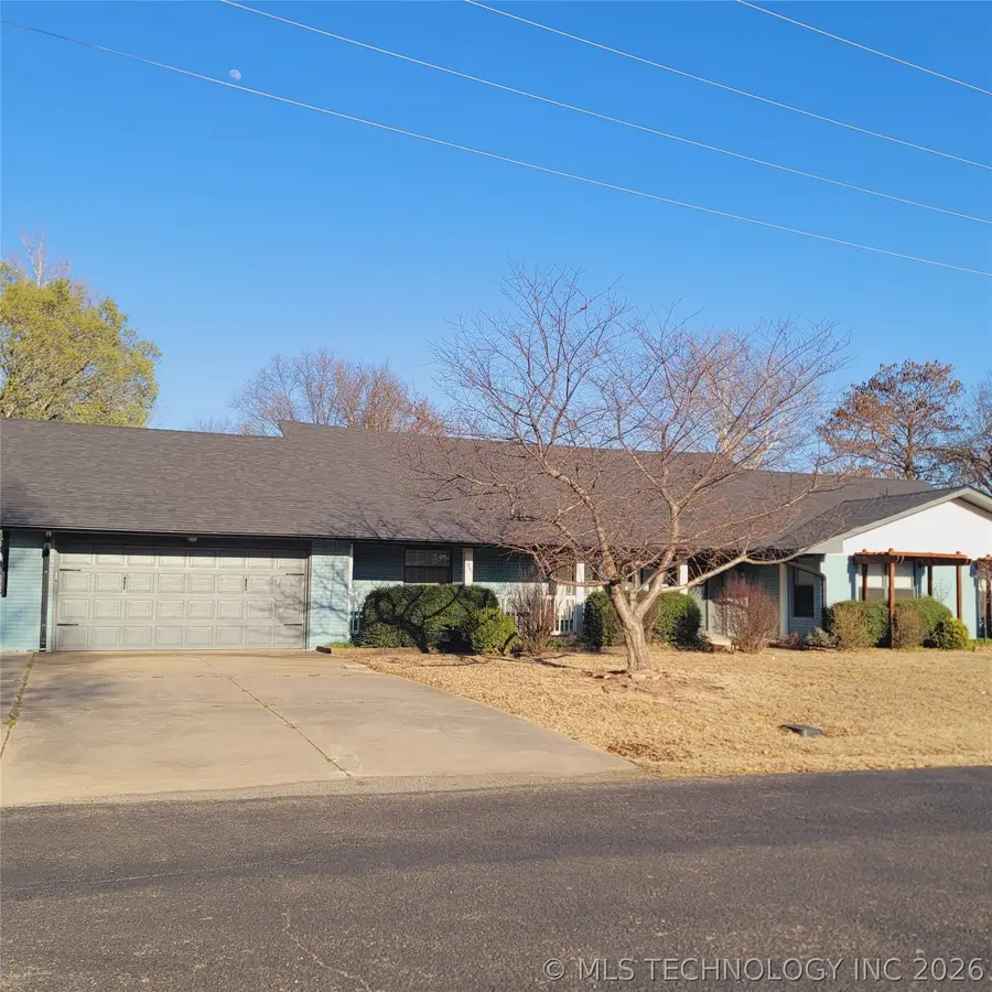 105 Lakeview Drive, Eufaula, OK 74432 - #2