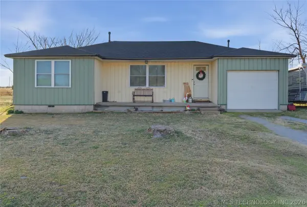 307 S Gray Pl Place, Chouteau, OK 74337
