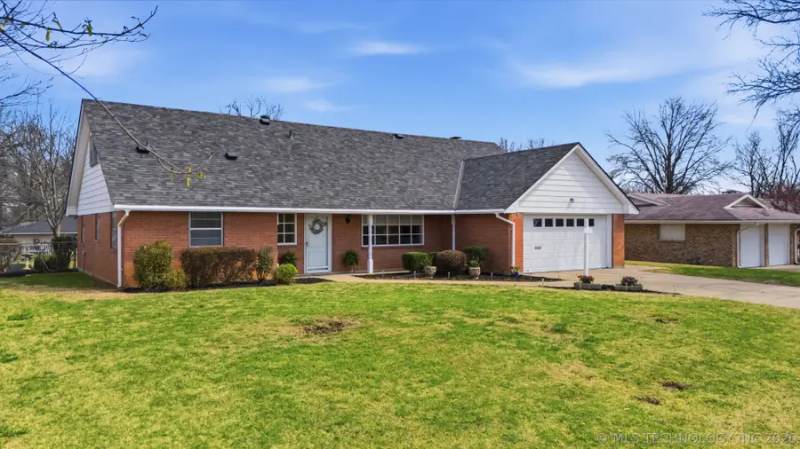 1324 Lariat Drive, Bartlesville, OK 74006 - #3