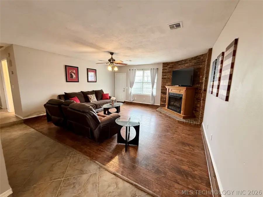 12665 S 35th Street E, Muskogee, OK 74403 - #3