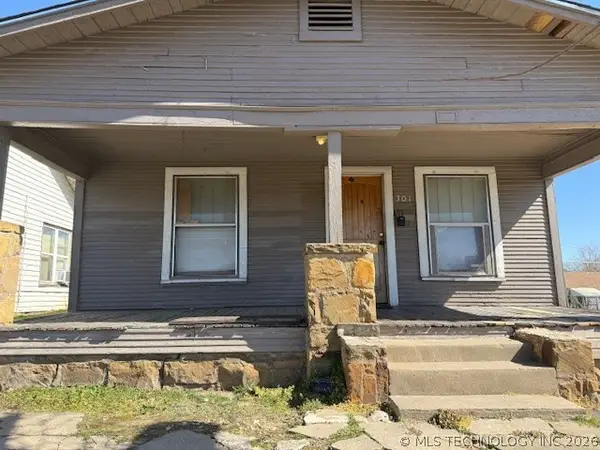 209 W Broadway Street, Sand Springs, OK 74063