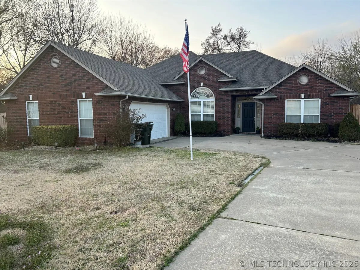 1204 Pinehurst Court, Fort Gibson, OK 74434 - #1