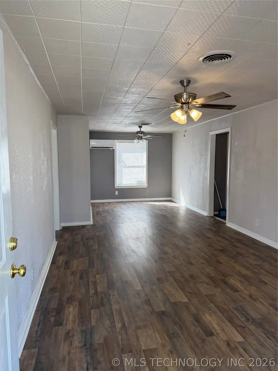 305 P Sw, Ardmore, OK 73401 - #2