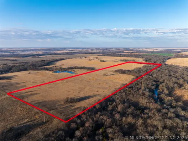 1 N 320 Road, Morris, OK 74445