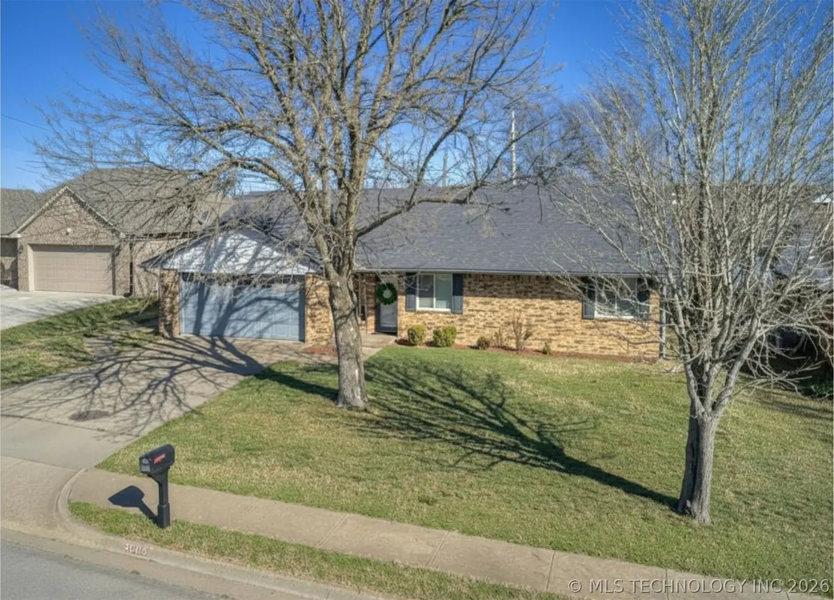 3000 Loris Lane, Bartlesville, OK 74006 - #1