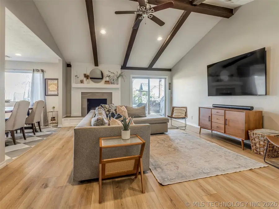 3000 Loris Lane, Bartlesville, OK 74006 - #3