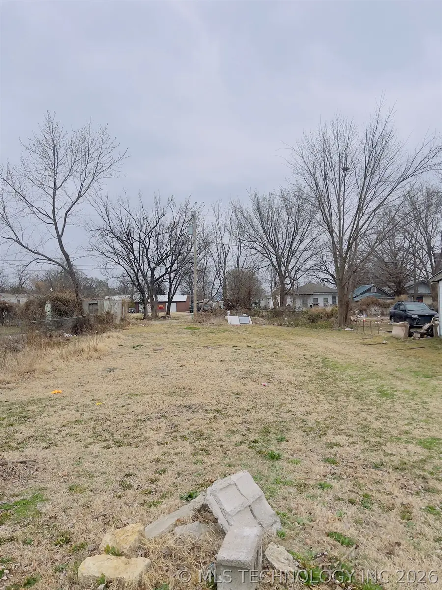 116 N Seminole Avenue, Bartlesville, OK 74003 - #3