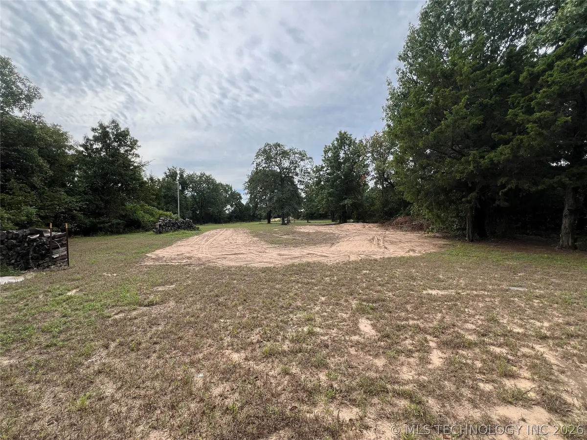 20 S 4207 Road, Eufaula, OK 74432 - #1
