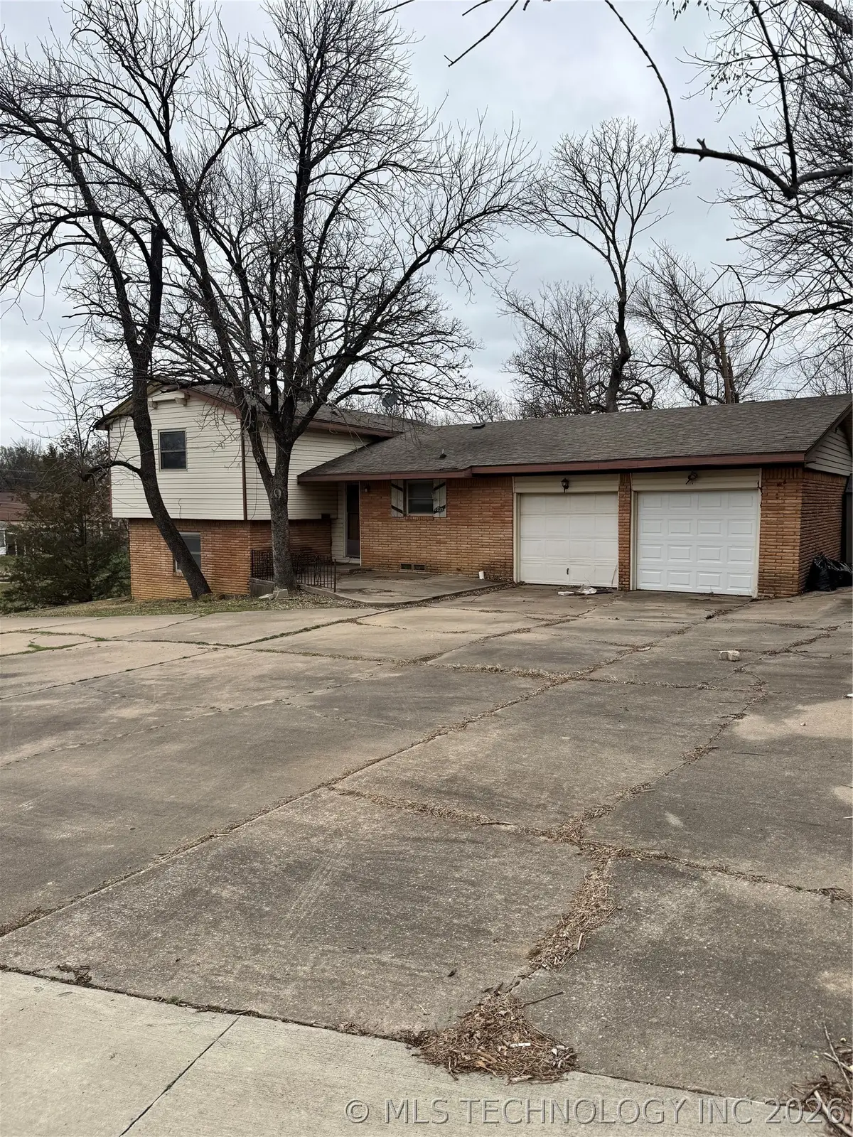 3023 W 53rd Street, Tulsa, OK 74107 - #1