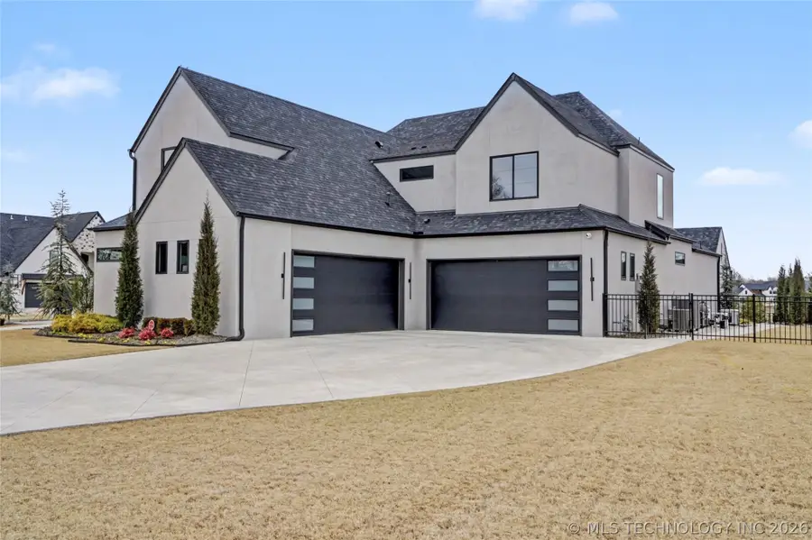 7303 E College Street, Broken Arrow, OK 74014 - #2