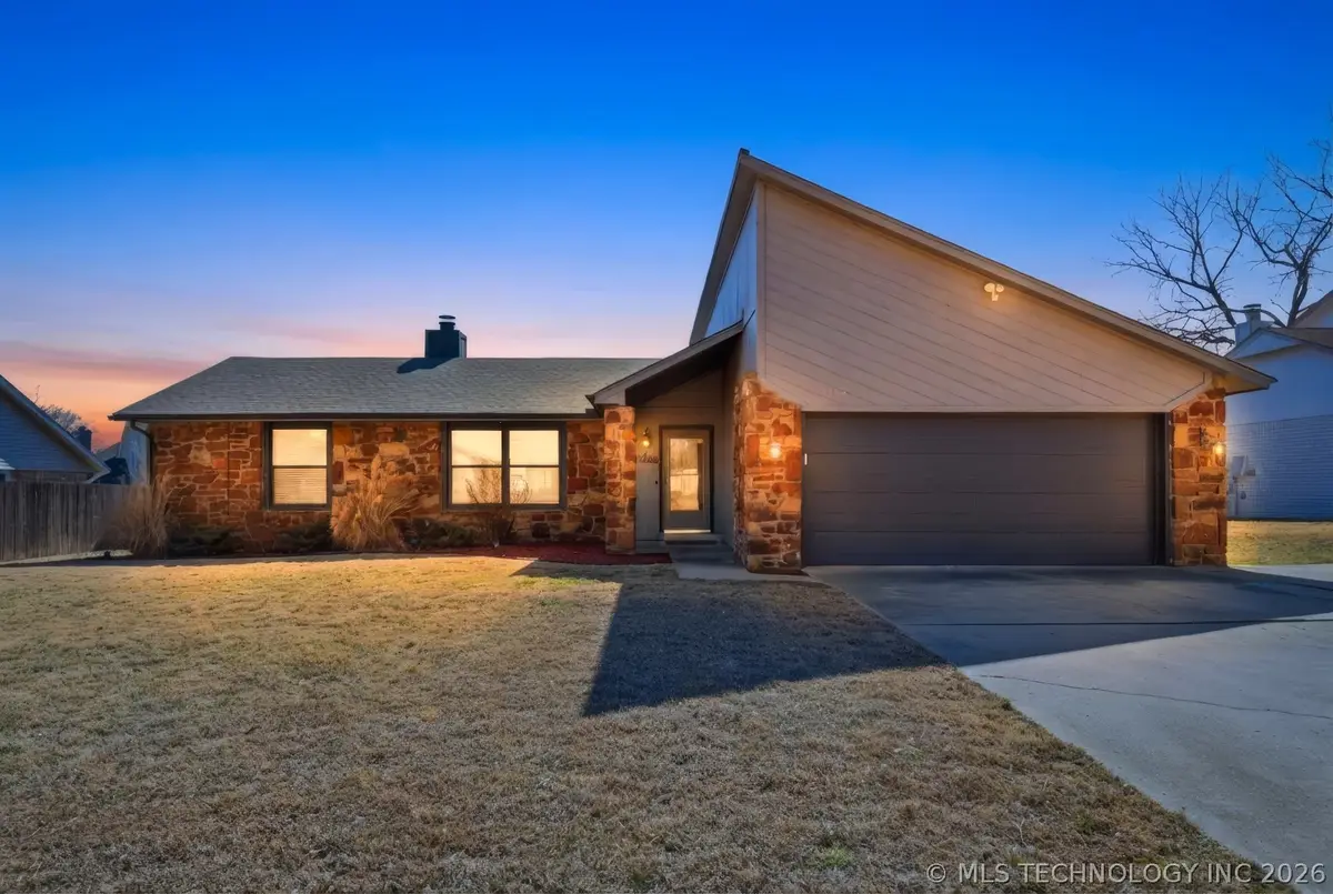 1113 W Durham Street, Broken Arrow, OK 74014 - #1