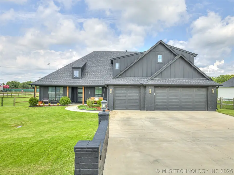 2334 W Maple Street, Collinsville, OK 74021 - #2