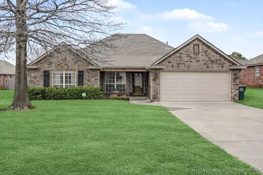 10009 E 98th Street, Owasso, OK 74055 - #2