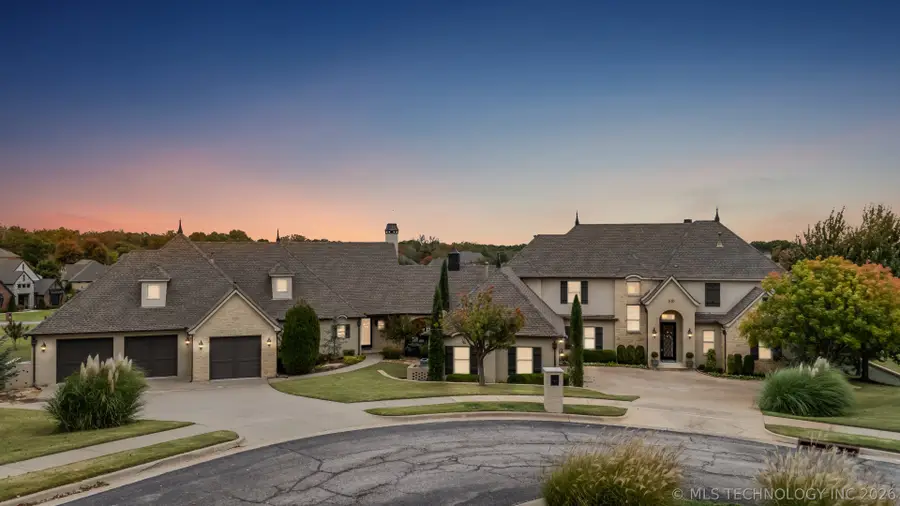 510 E Fredericksburg Court, Broken Arrow, OK 74011 - #3