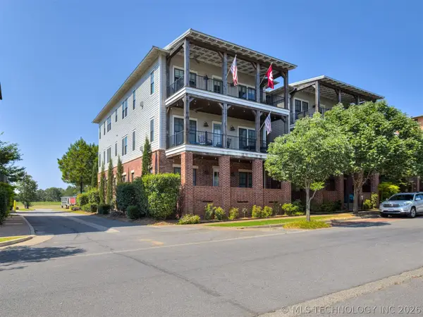30 Park Street #C, Carlton Landing, OK 74432