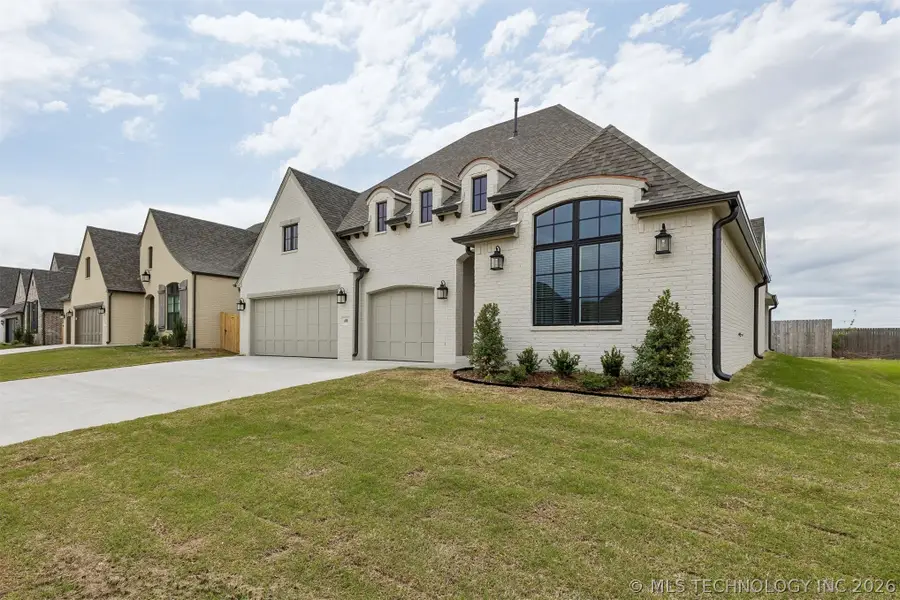 690 E 149th Street S, Glenpool, OK 74033 - #2