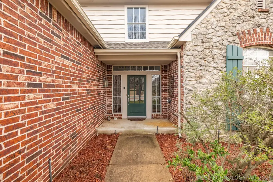 8752 E 102nd Street, Tulsa, OK 74133 - #2