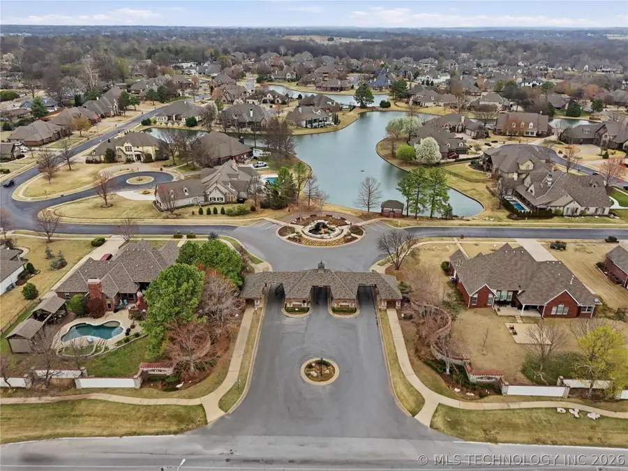 647 E Huntsville Place, Broken Arrow, OK 74011 - #3