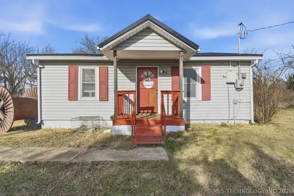 505 4th Street, Wynona, OK 74084