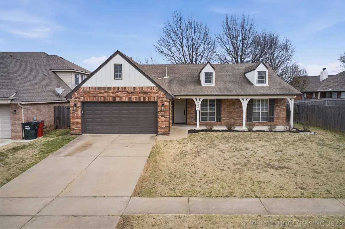 10305 N 115th East Avenue, Owasso, OK 74055 - #1