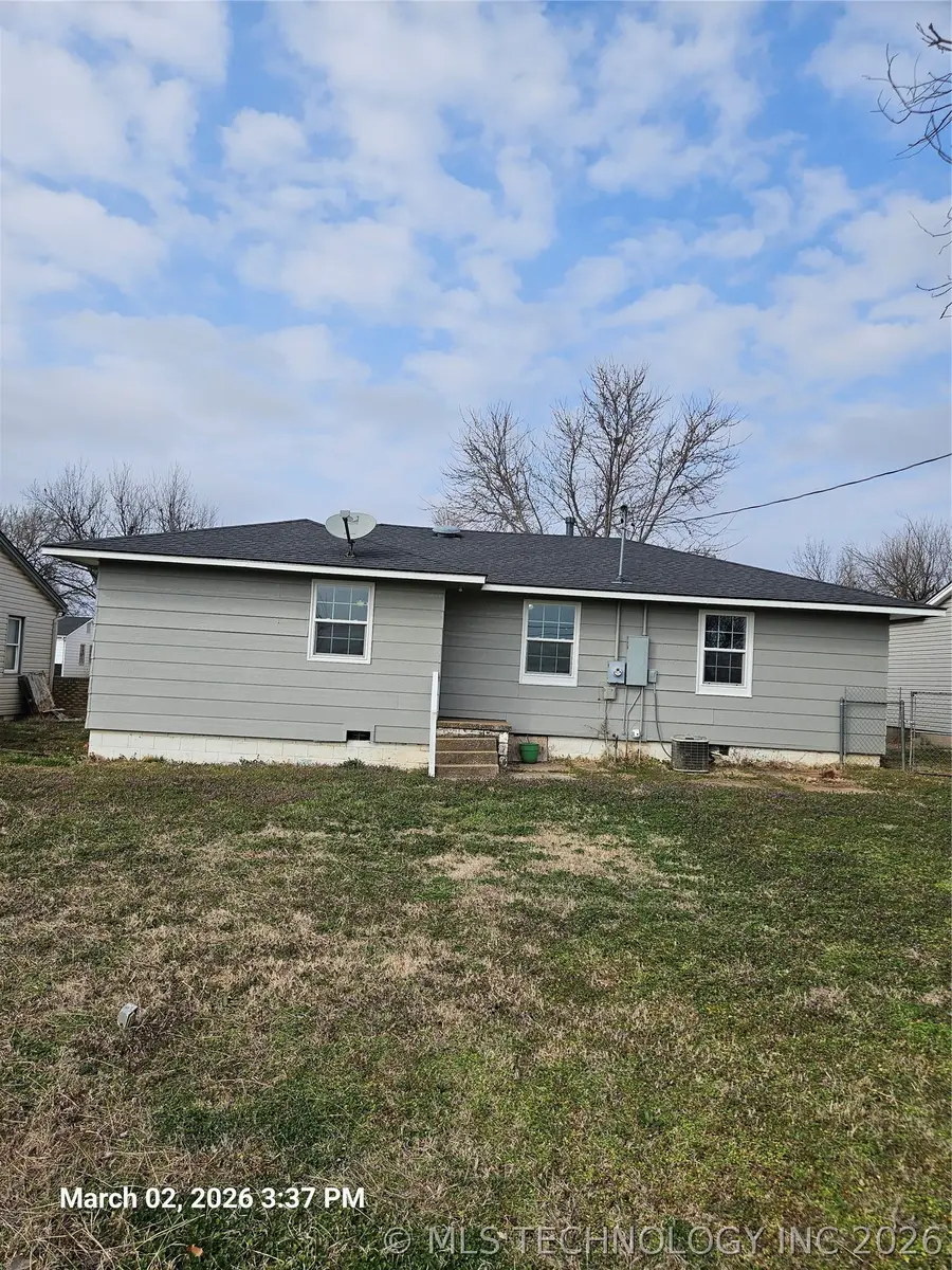 1441 E Cherry Street, Cushing, OK 74023 - #2