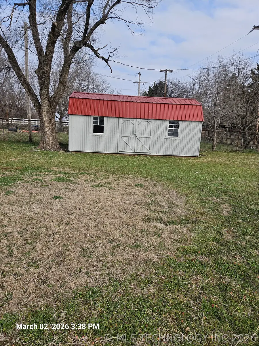 1441 E Cherry Street, Cushing, OK 74023 - #3