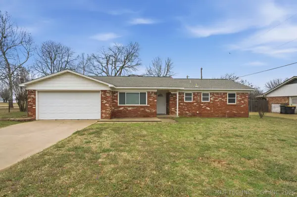 1123 W F Street, Jenks, OK 74037