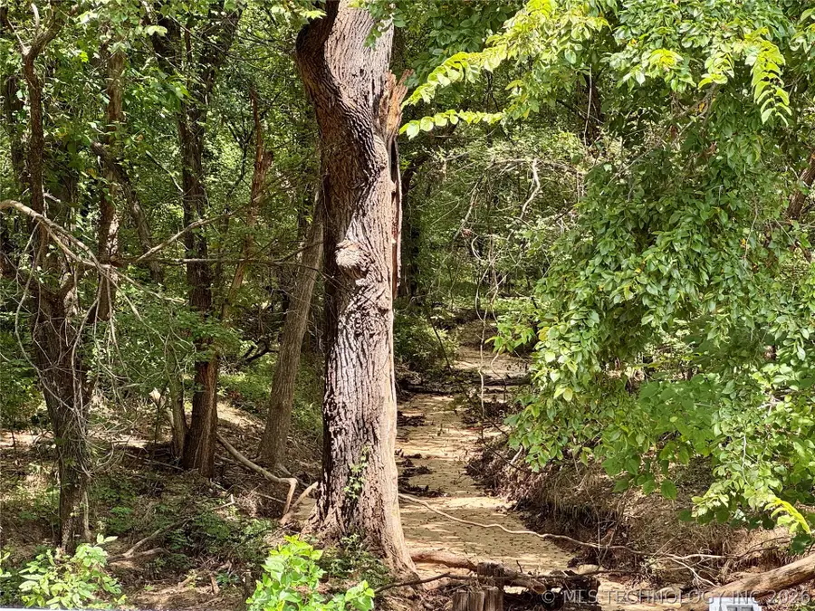 1009 S 220 West Avenue, Sand Springs, OK 74063 - #2