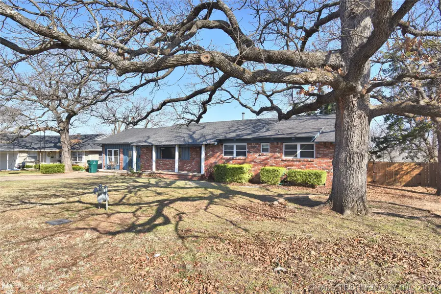 105 E Saddle Rock Road, Sand Springs, OK 74063 - #2