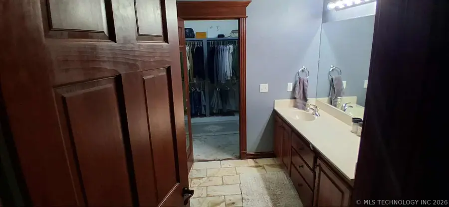 1241 Circle Drive Drive, Sapulpa, OK 74066 - #2