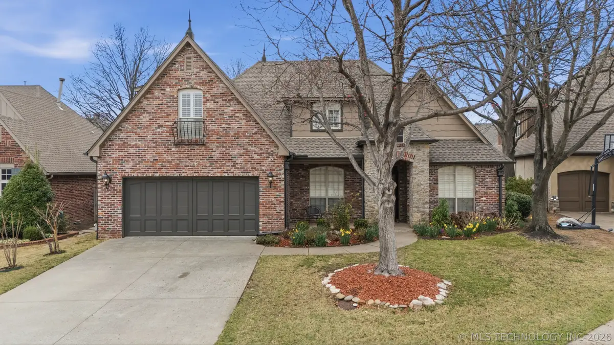 8677 E 104th Place, Bixby, OK 74133 - #1