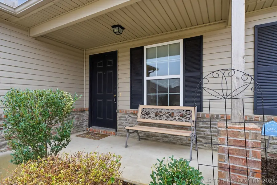 5770 E 146th Place S, Bixby, OK 74008 - #2