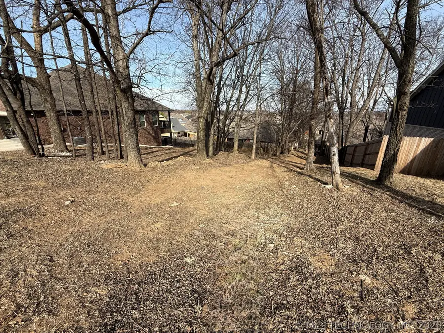 1813 N 1st Street, Broken Arrow, OK 74012 - #2