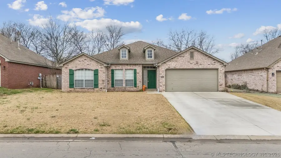 19820 E 45th Street S, Broken Arrow, OK 74014 - #2