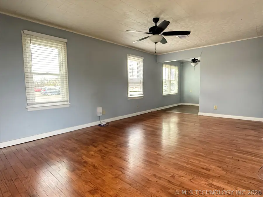 200 S Delaware Street, Dewey, OK 74029 - #2