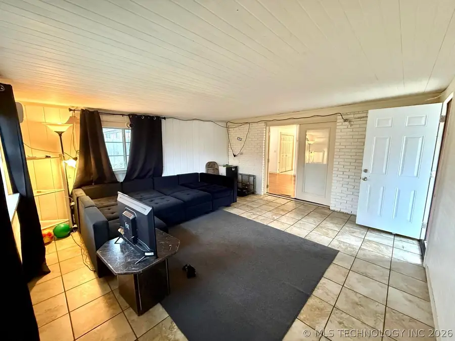 11807 E 15th Street, Tulsa, OK 74128 - #3